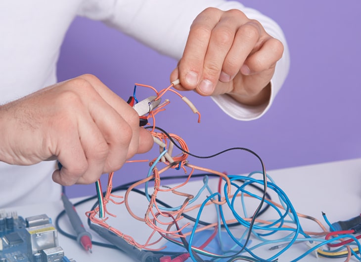 Perbedaan Kabel NYM dan NYY untuk Instalasi Listrik